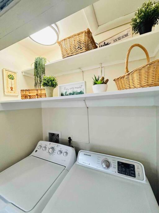 Villa Vintage Family Scape + Heated Pool&Discount Tampa Exterior foto