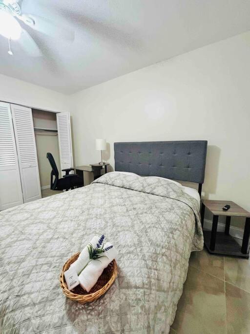 Villa Vintage Family Scape + Heated Pool&Discount Tampa Exterior foto